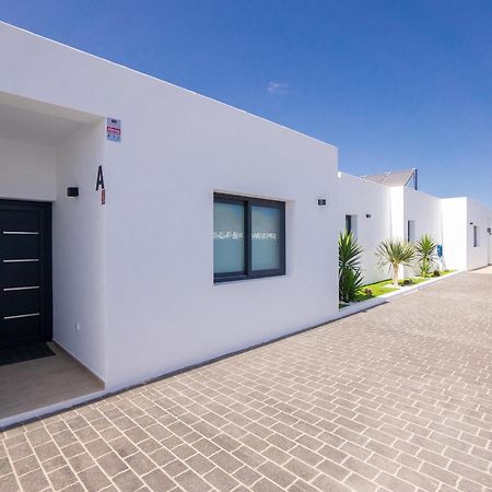 Sea Breeze Villas Lapa And Claca Playa Blanca  Exterior photo